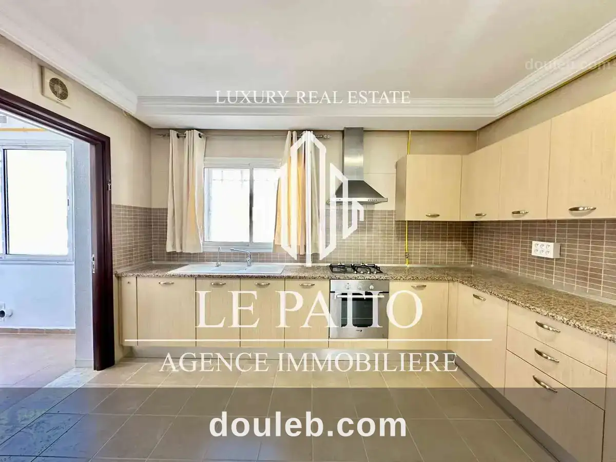 Appartement s3 lac 2 avec parking sous sol à Tunis