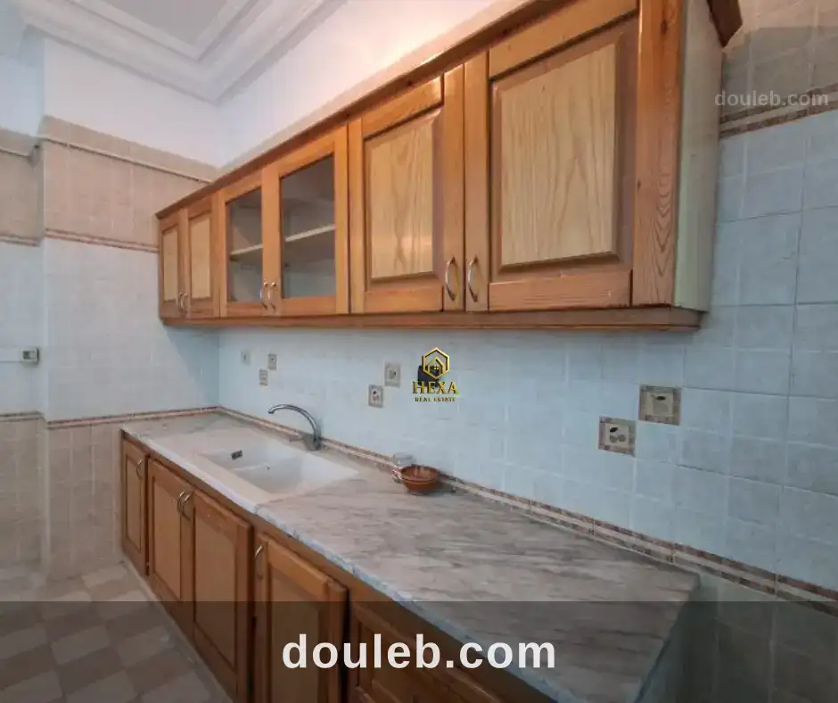 Appartement s1 à usage bureautique au lac 1 à Tunis