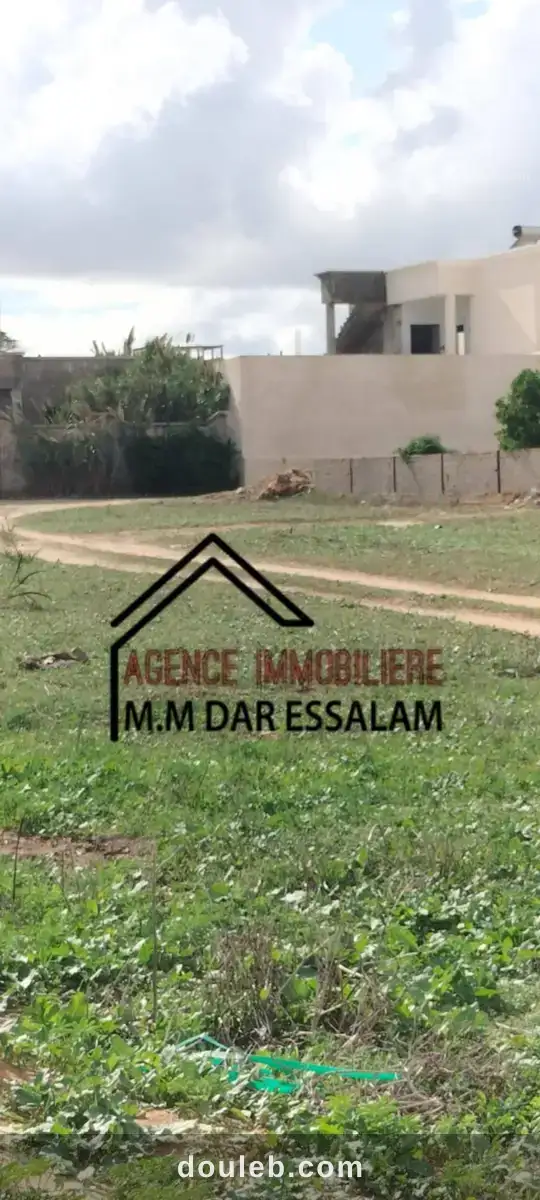 Un lot de terrain près de la plage à Tunis