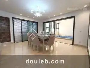 Un s3 avec piscine au lac 2 à Tunis