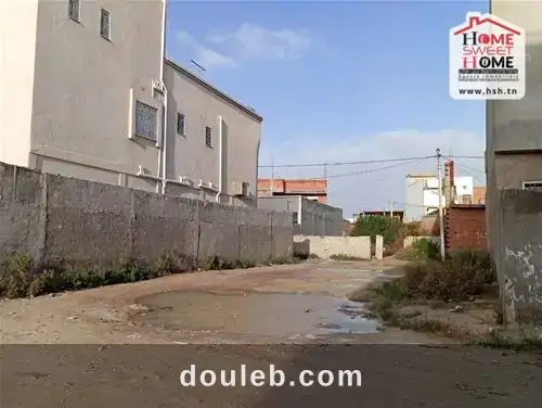 Terrain de villa patrick à rades à Tunis