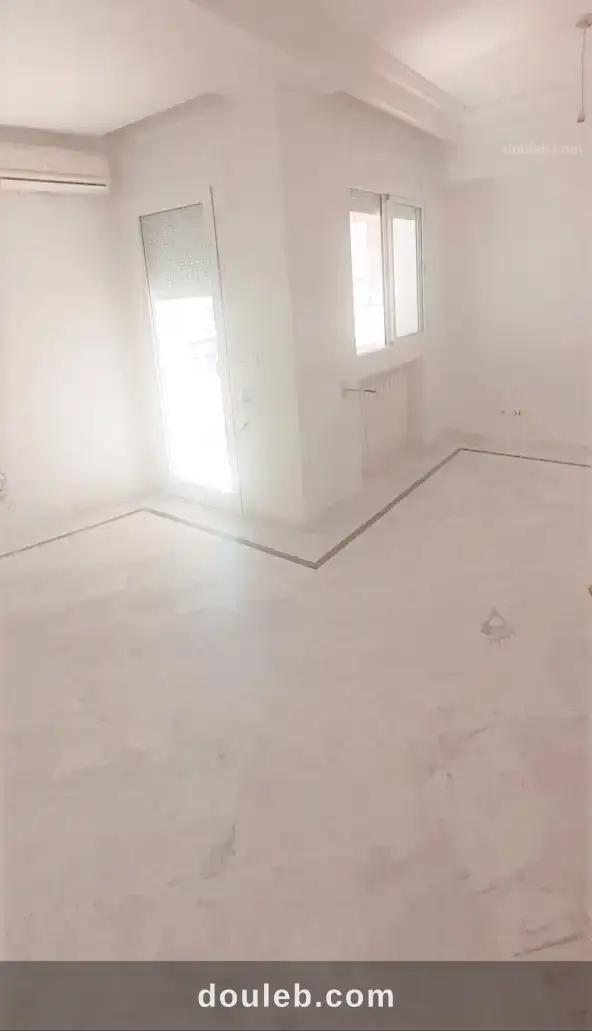 Ennasr 2 coquet studio bien situé à Tunis