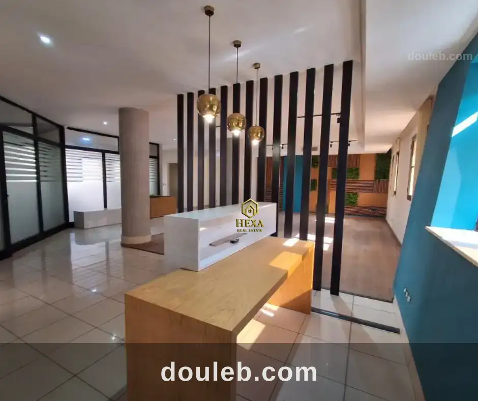 Open space au lac à usage bureautique à Tunis