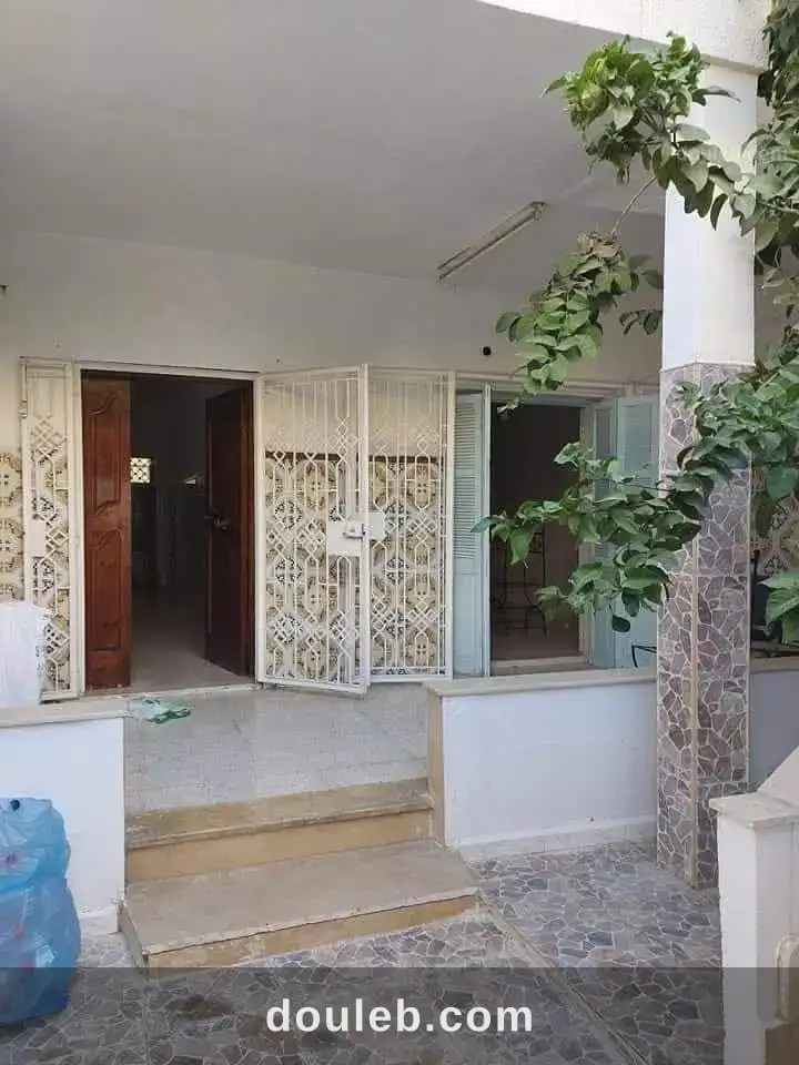 Rdc de villa mourouj 4 à Tunis
