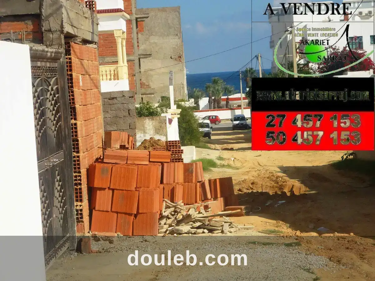 Villa r1 à chatt mariem prés de kiosque staroil à Tunis