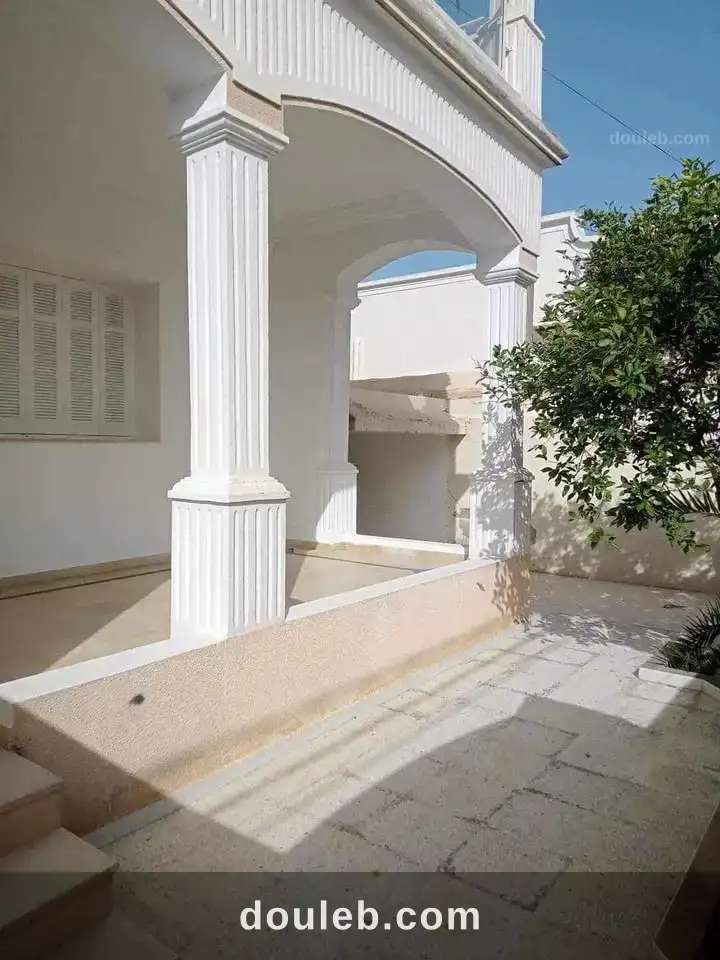 Ezzahra vent villa ref 1026 à Tunis