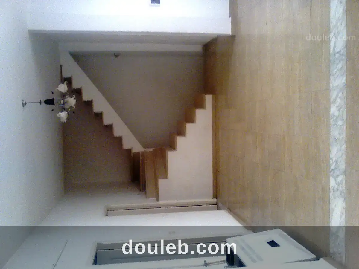 Rdc et 1er étage au centre ville à Tunis