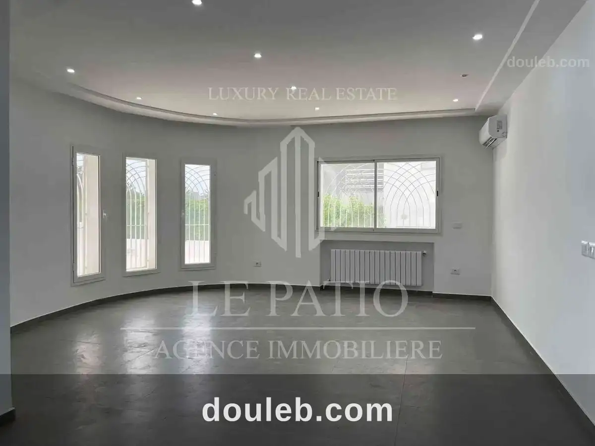 Appartement s3 avec une entrée independante jdc à Tunis