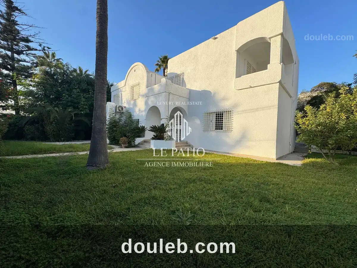 Villa s4 gammarth sup à Tunis