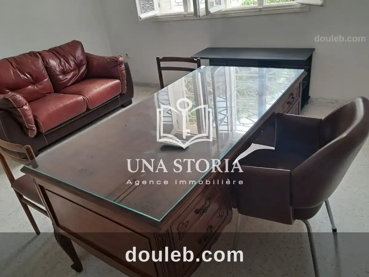 Bureau s plus 0 à centre urbain nord à Tunis