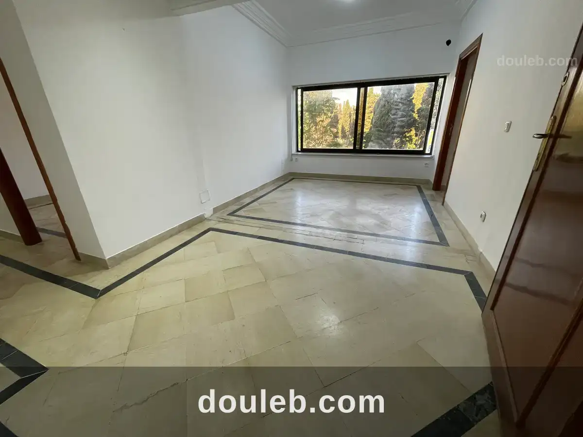 Un bureau à khaireddine pacha à Tunis