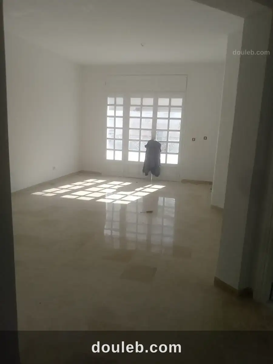 Appartement s plus 2 à ennasr2 à Tunis