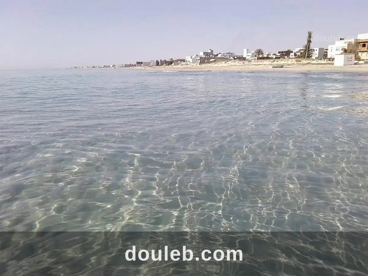 Maison meublée à 1 minute à pied du mer - Miniature 5