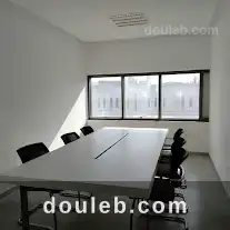 Coquette bureau 200m2 à charguia 2 - Miniature 3