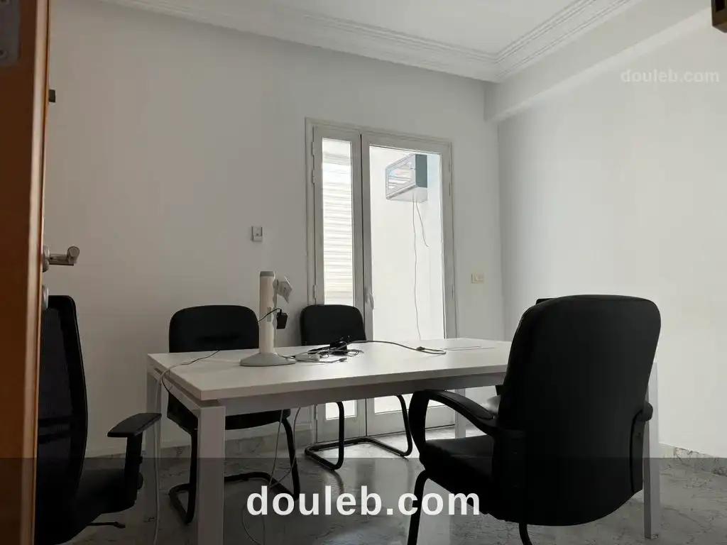 Super bureau 200 m2 au centre urbain nord - Miniature 2