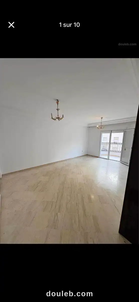 Un appartement s2 à cité wahat à Tunis