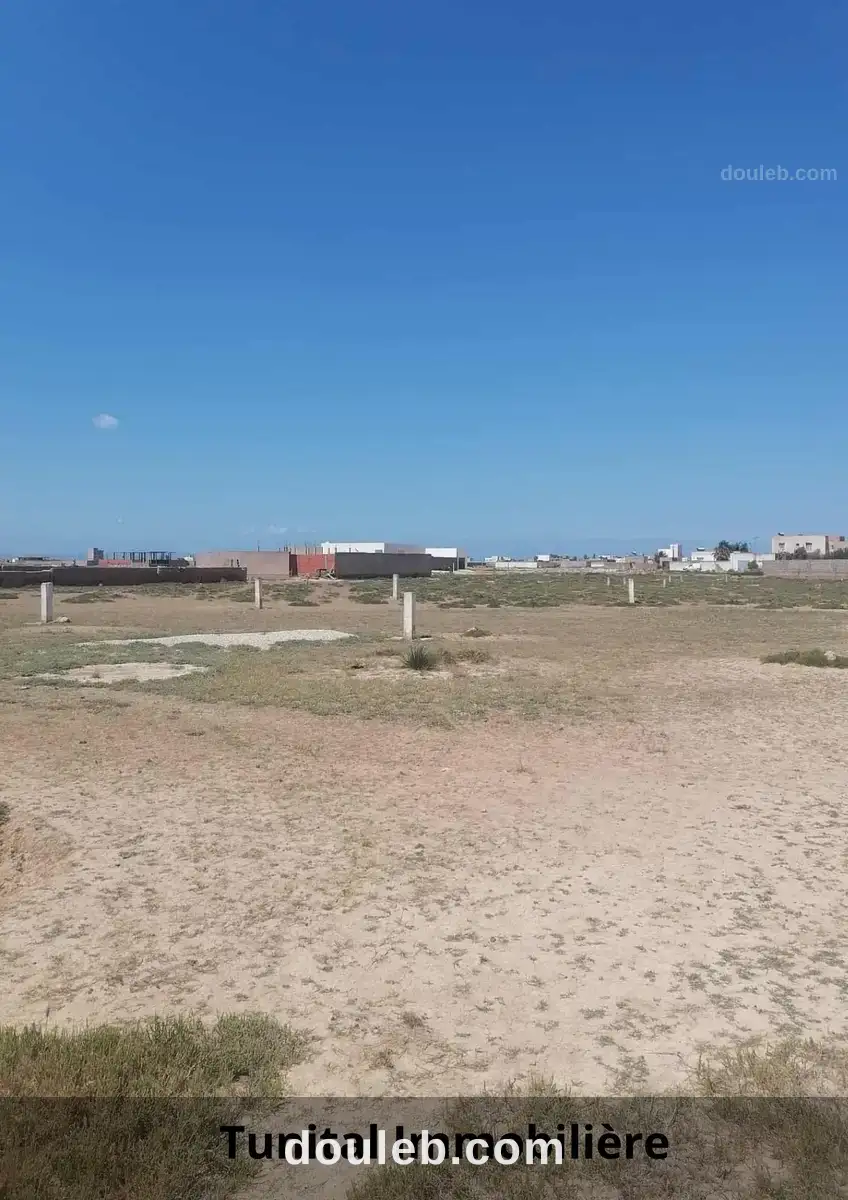 Terrain à usage d'habitation à Tunis