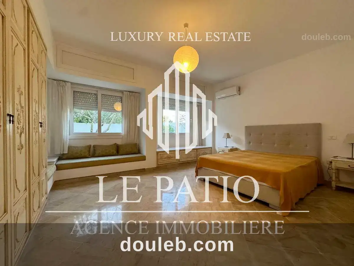 Rez de chaussée de villa meublé jardin et piscine - Miniature 3