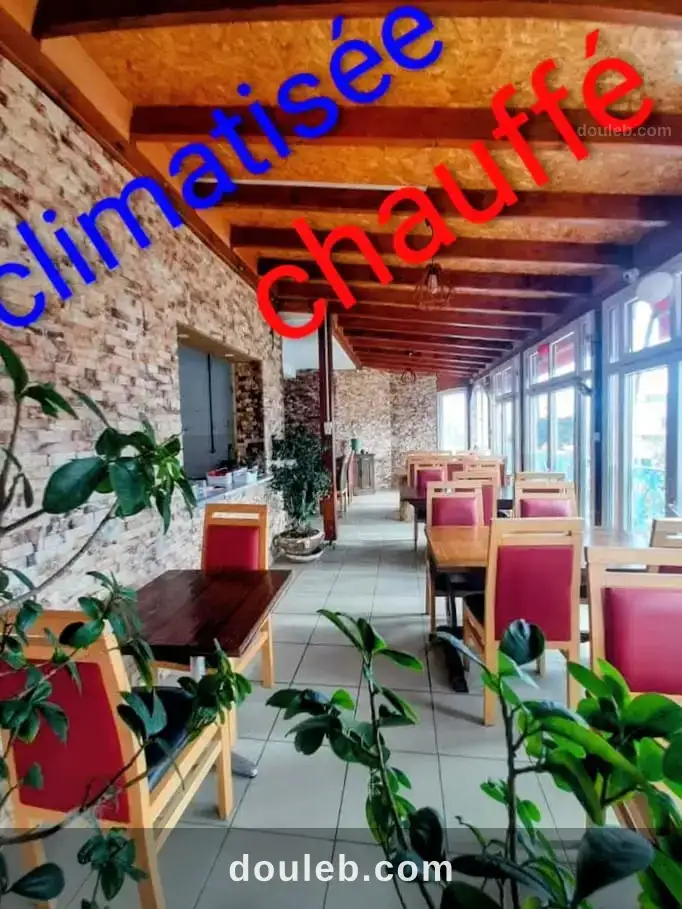 Borj cedria vnt fc et mur café restaurant à Tunis