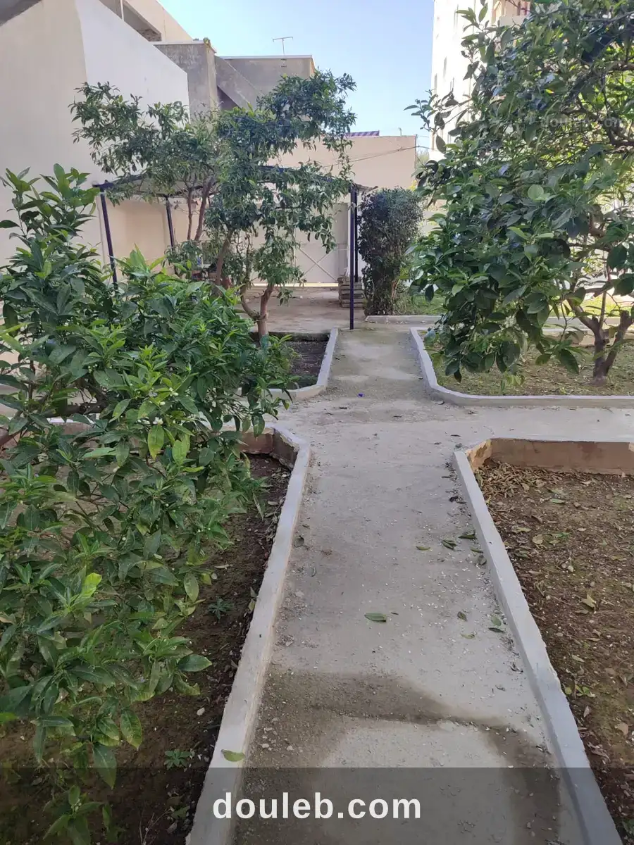 Superbe villa bon emplacement - Miniature 4