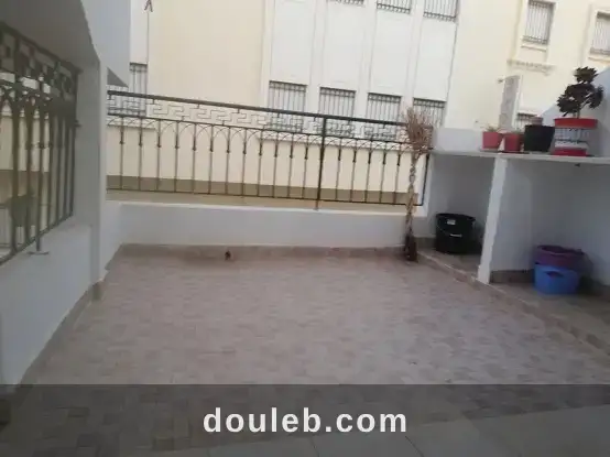 Studio meublé à marsa plage - Miniature 4