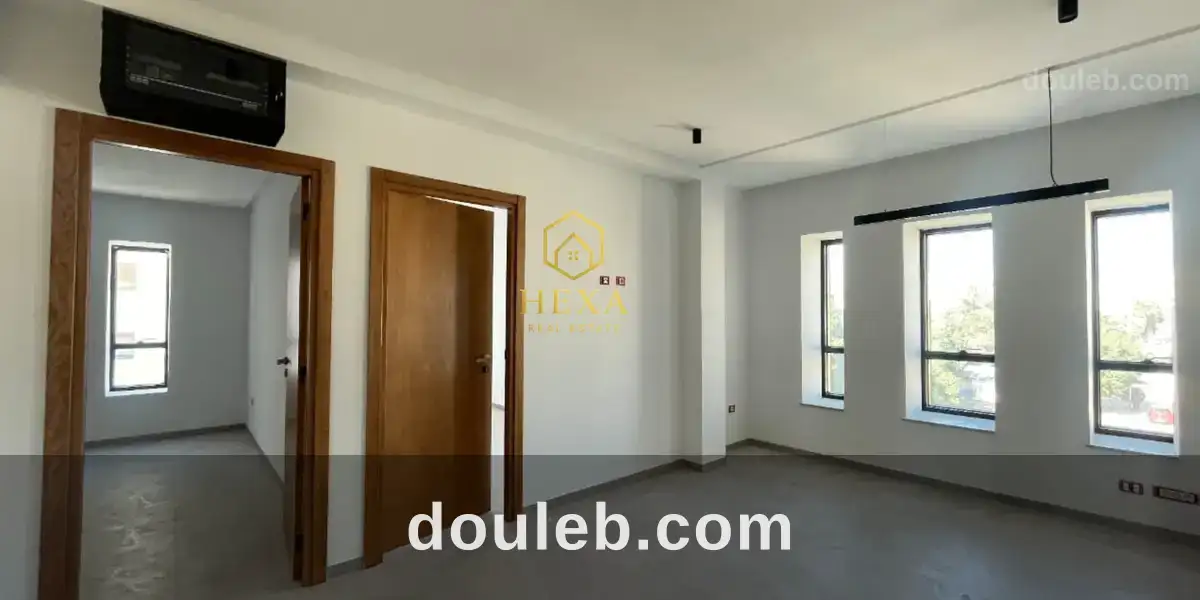 Appartement s2 à usage bureautique à aouina - Miniature 2