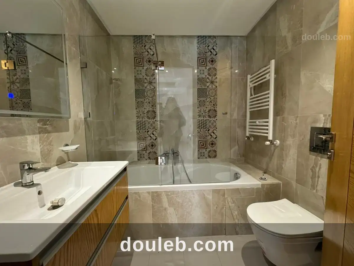 Appartement s3 avec terrasse à la soukra - Miniature 2