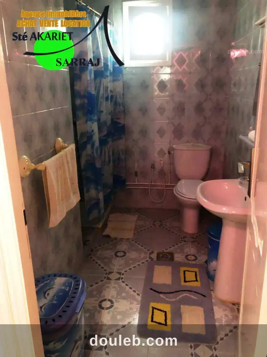 Terrain cloturé 471m avec studio à chatt mariem - Miniature 3