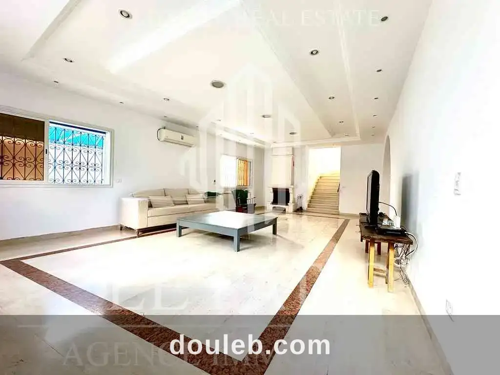 Villa s3 meuble a sidi bou said à Tunis