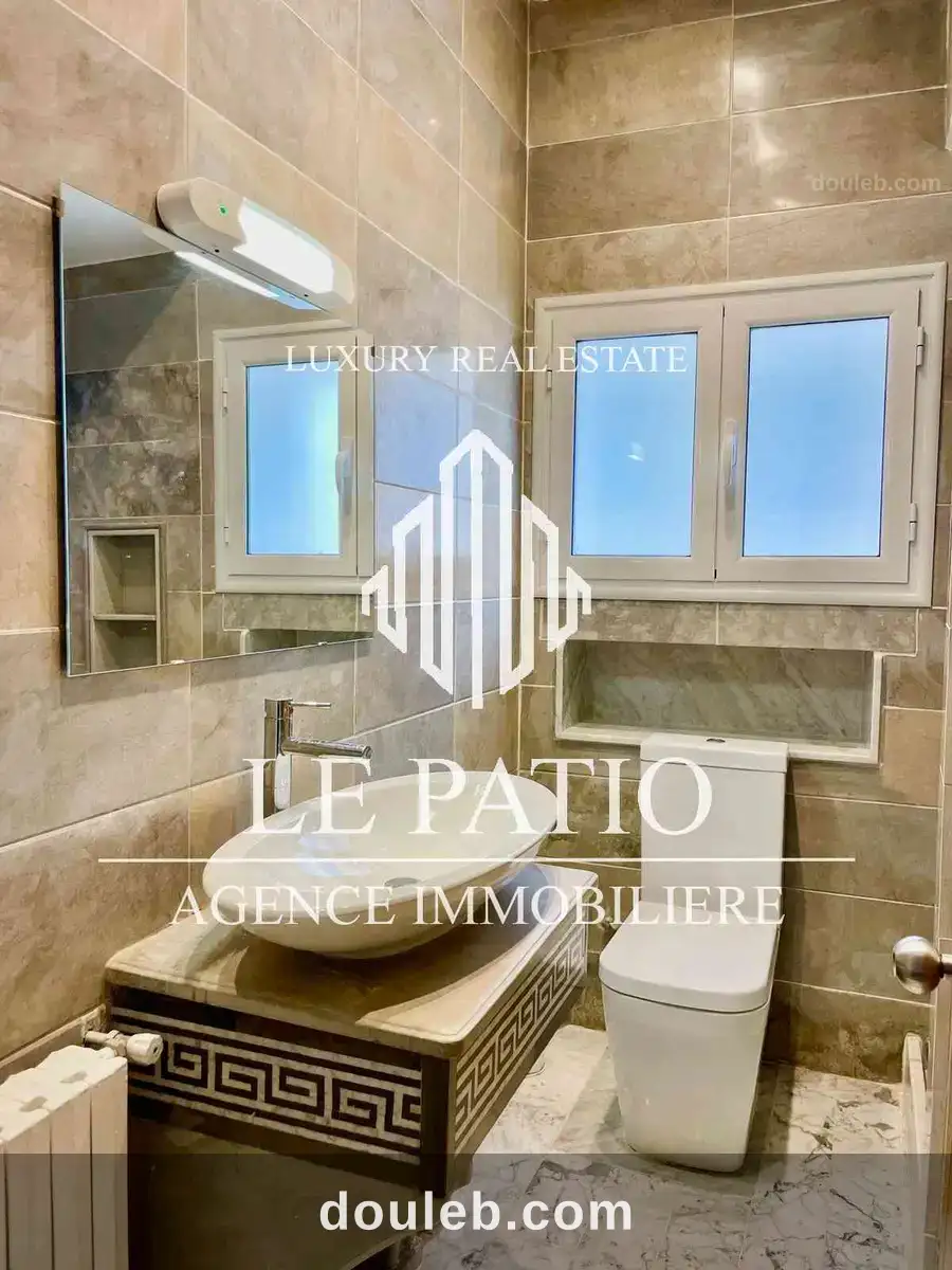 Villa s4 a carthage - Miniature 5