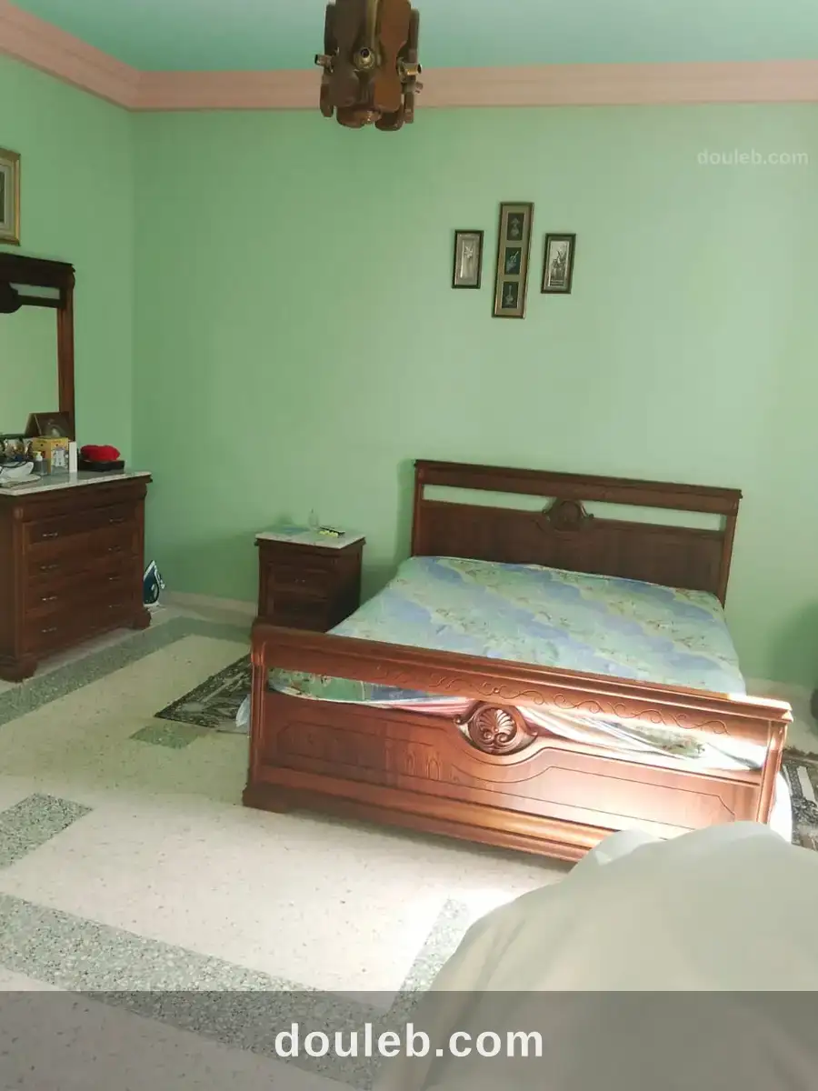 Villa près de mg à Tunis