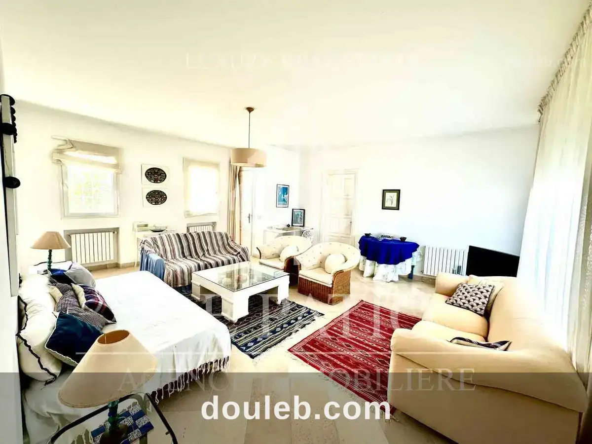 Appartement s1 meuble a la marsa avec jardin à Tunis