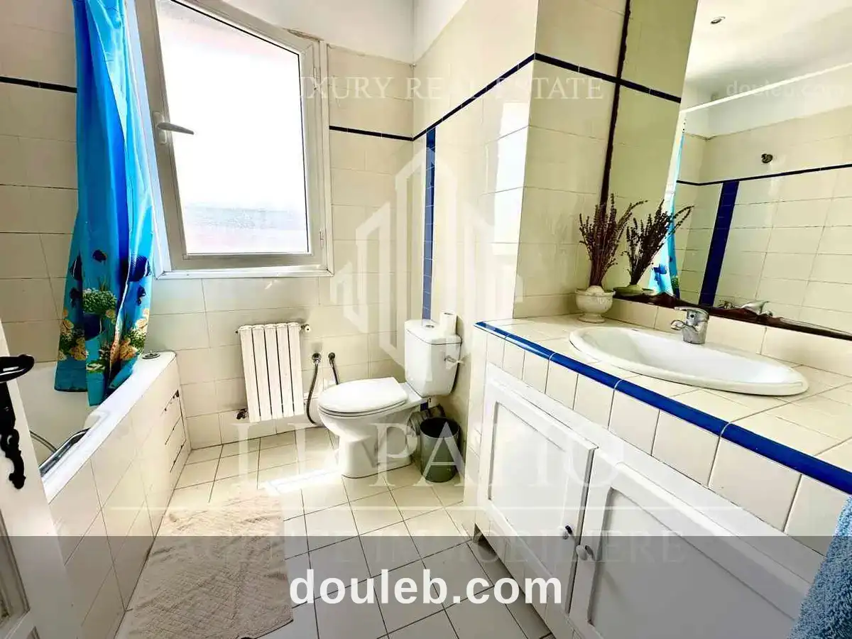 Appartement s1 meuble a la marsa avec jardin - Miniature 4