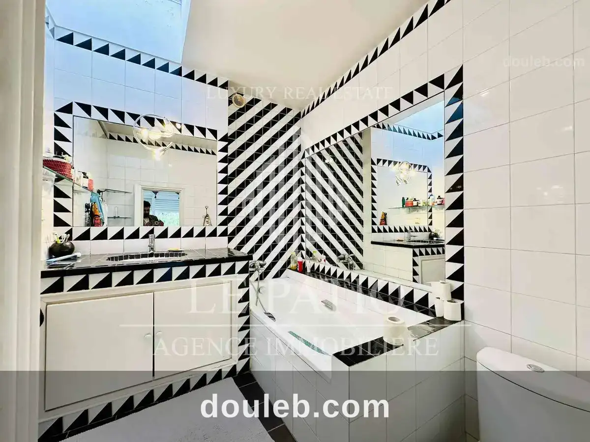 Triplex s3 meublé à la marsa ville - Miniature 5