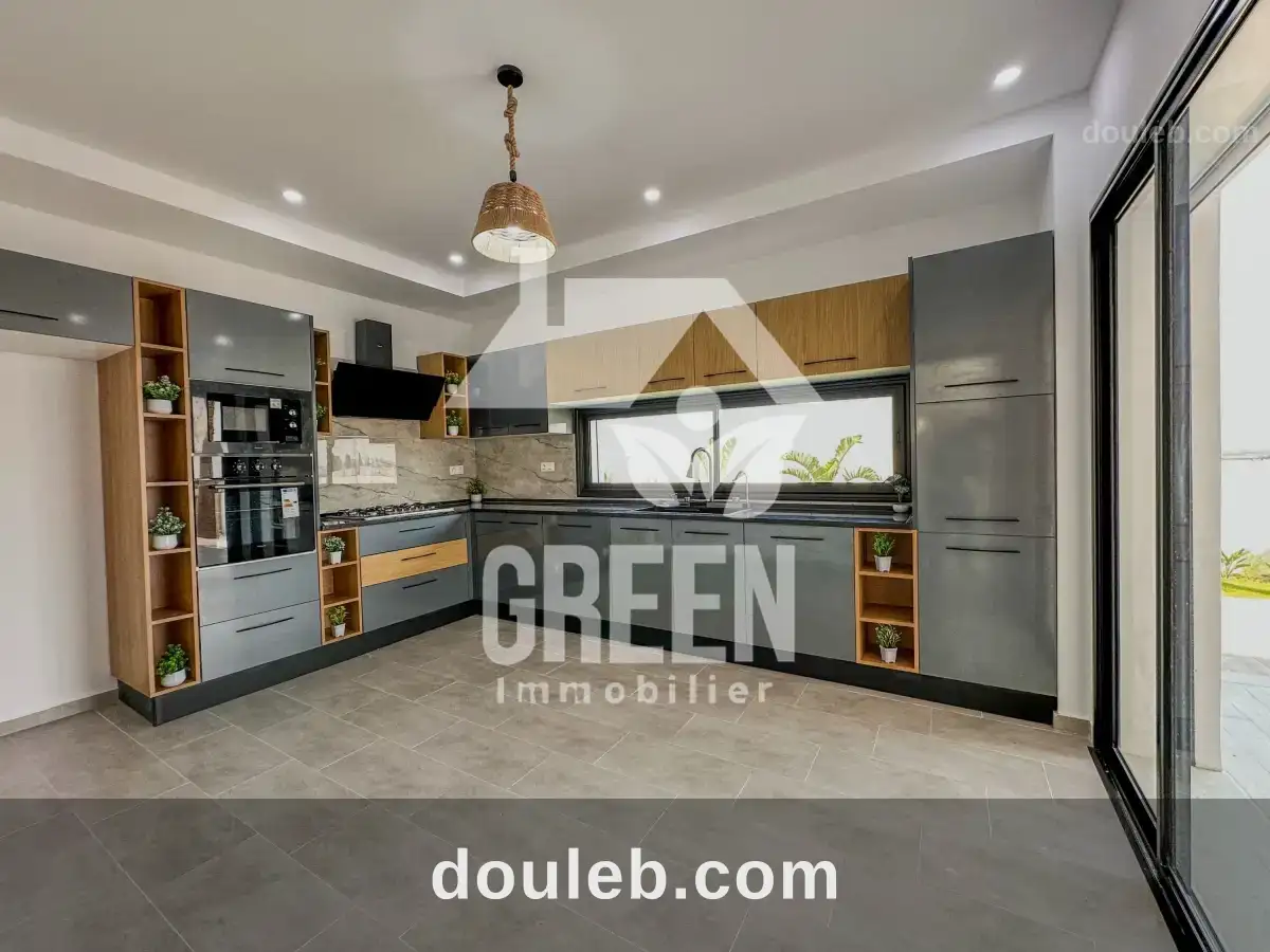 Villa romeo - Miniature 3