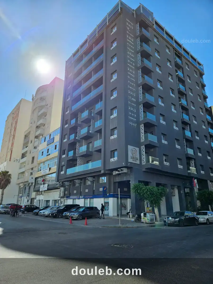 Local commercial à avenue 5 aout sfax - Miniature 3