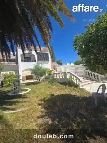 Villa de luxe avec piscine kantoui sousse à Tunis