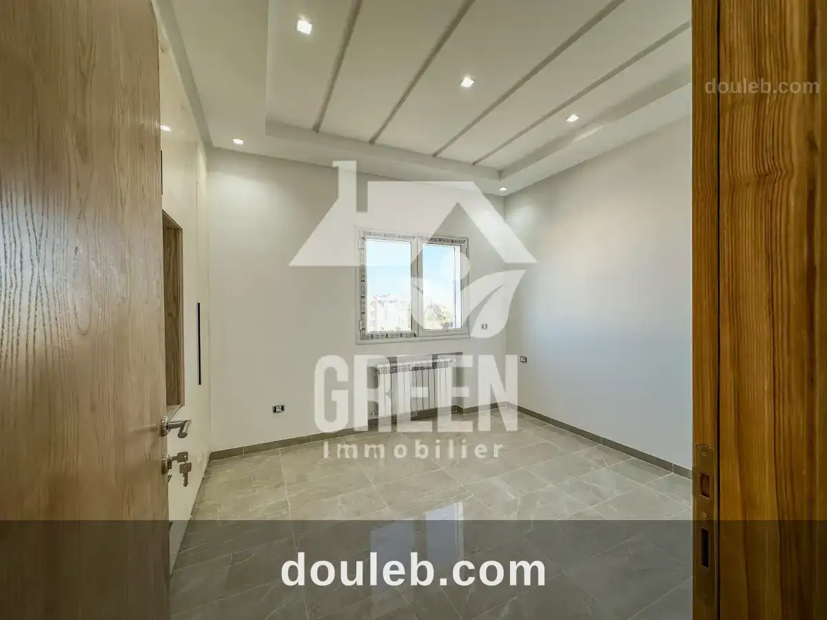 Appartement s2 la queen - Miniature 5