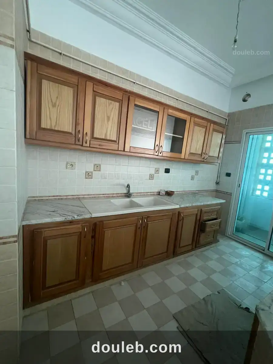 Bureau open space et une pièce au lac 1 - Miniature 3