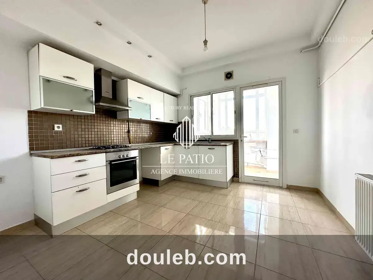 Appartement s3 la marsa sd - Miniature 3