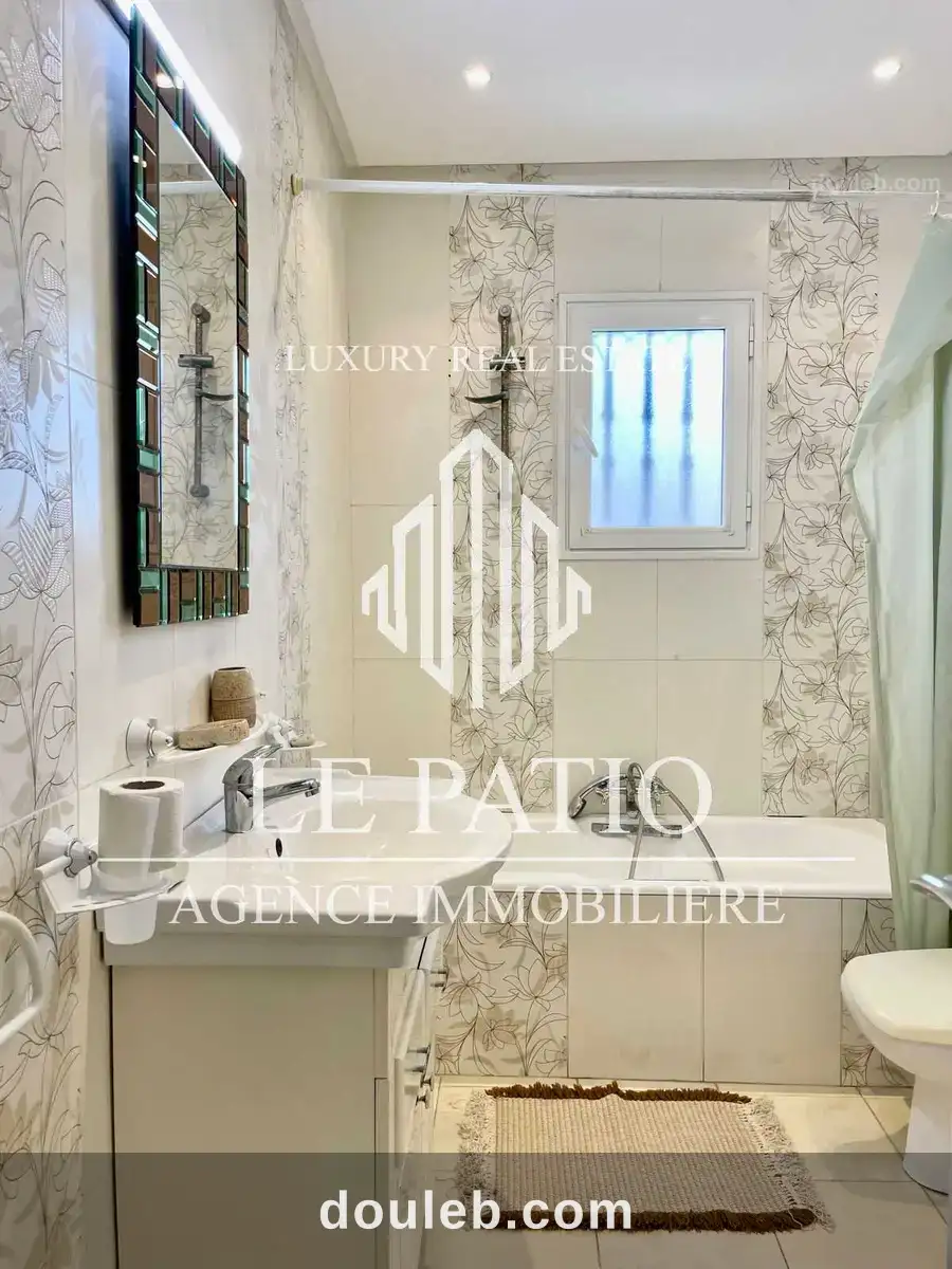 Eétage de villa s2 meublé à la marsa sidi daoued - Miniature 3