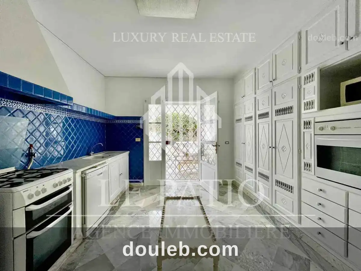 Villa a carthage - Miniature 3