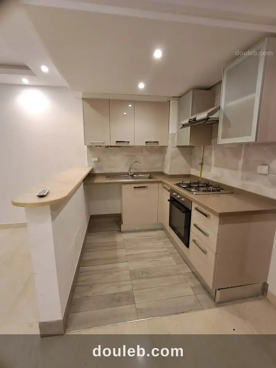 S plus 1 a la soukra - Miniature 2