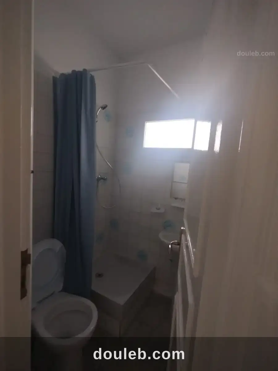 Un mignon studio s1 vide à menzah5 - Miniature 3