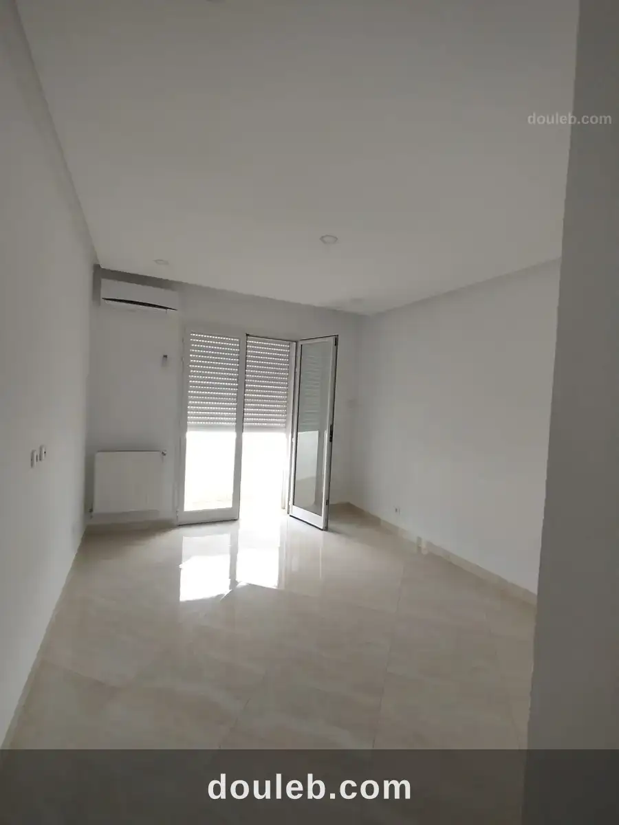 Un magnifique studio s1 à menzah9 - Miniature 5