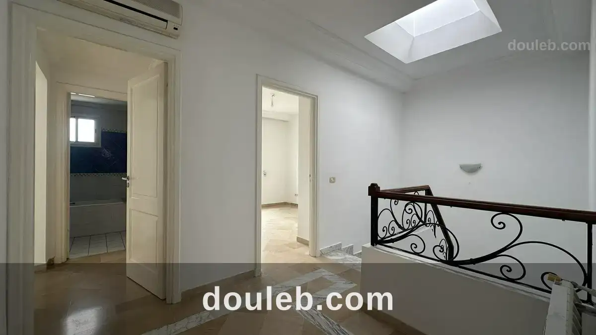 Duplex s4 avec jardin à la soukra - Miniature 4