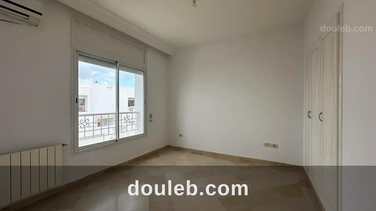 Duplex s4 avec jardin à la soukra - Miniature 5