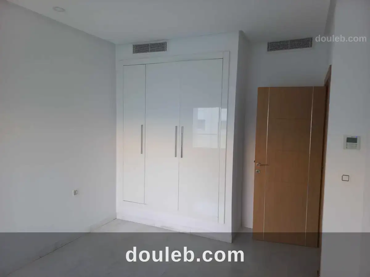 S2 spacieux pas loin du closerie ain zaghouan - Miniature 5