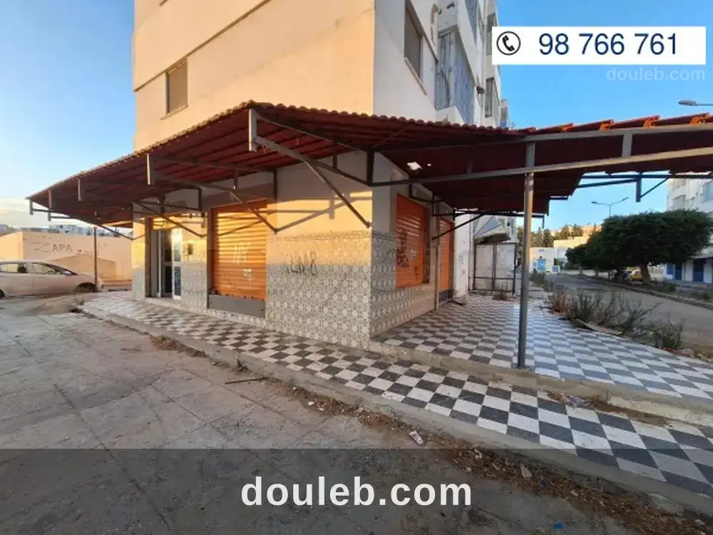 Local salon de thé 150 m à - Miniature 3