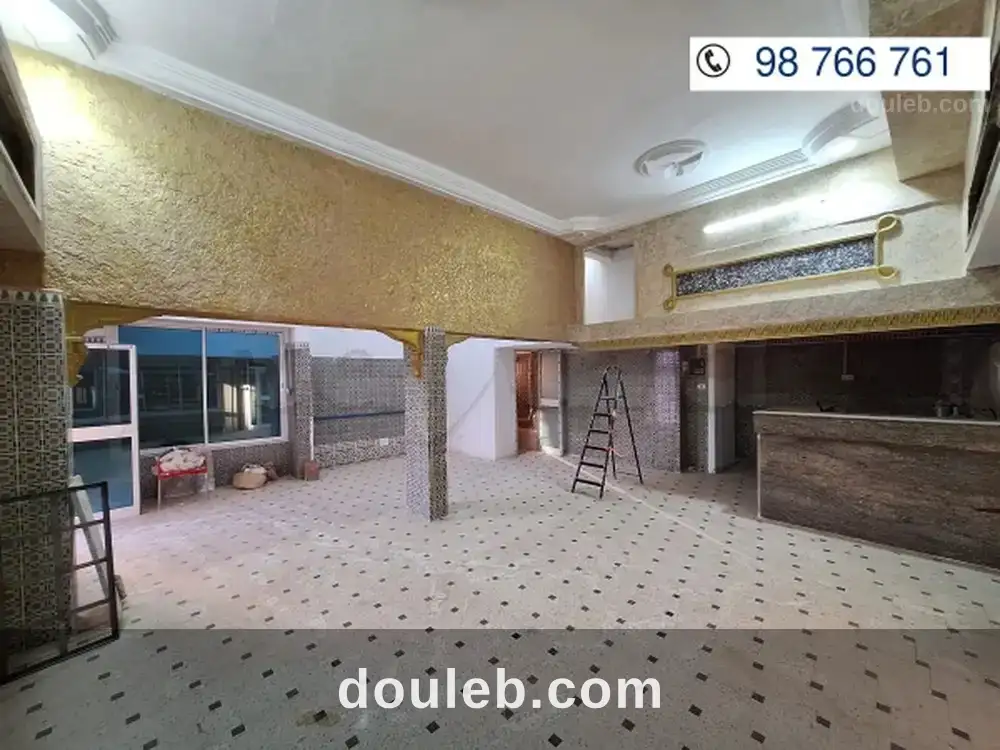 Local salon de thé 150 m à - Miniature 5